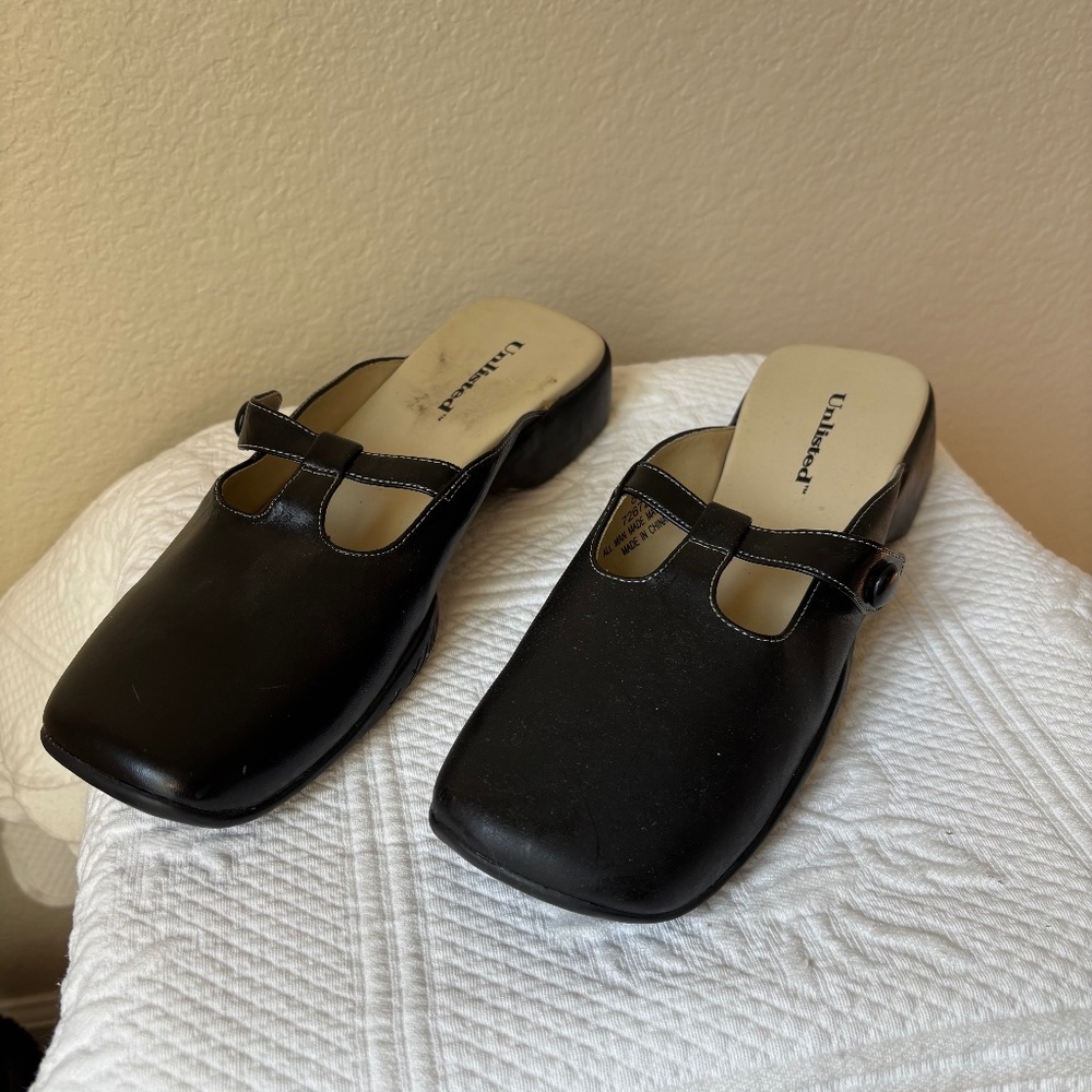 Unlisted Black Mules Clogs Size 8 Mary Jane Style T-Strap